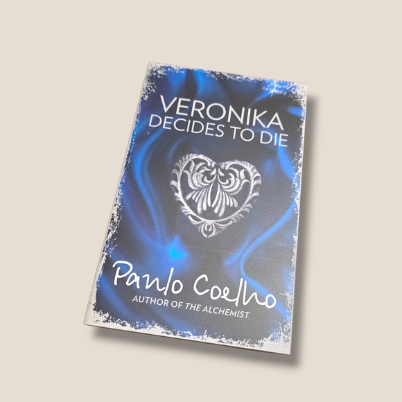 Paperback Book Set - Assorted Colors - Picture 6 of 8